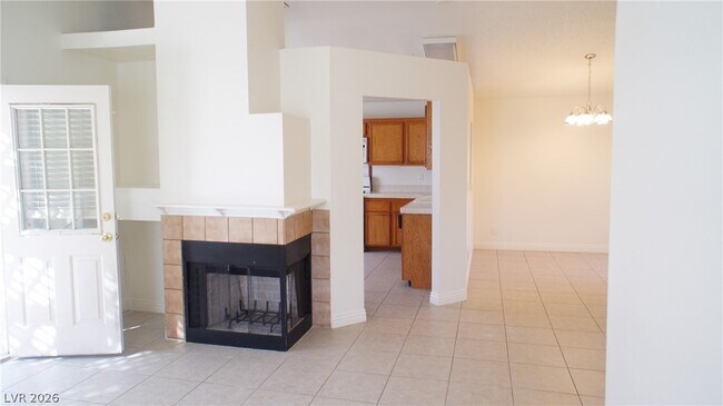Building Photo - 2705 Cheshire Ct