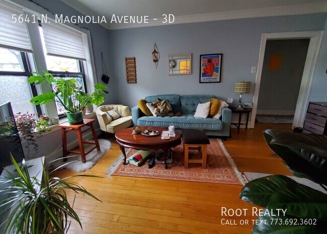 Building Photo - Edgewater / Magnolia Glen - Top-Floor 1-be...