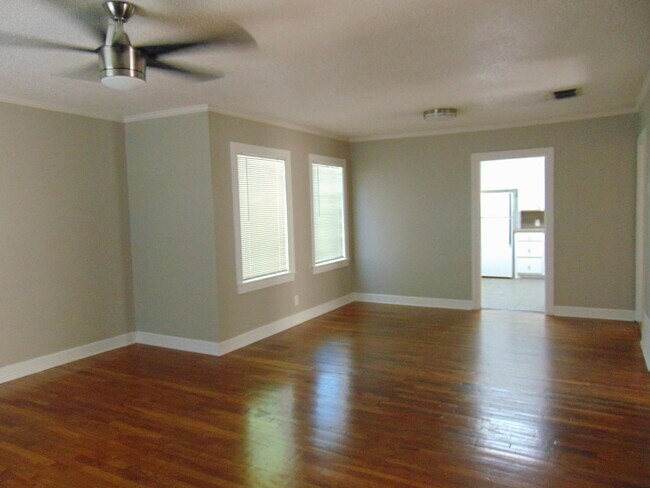 Foto del edificio - 2628 26th St