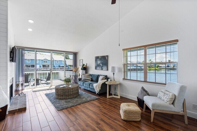 Building Photo - 1514 Ocean Dunes Cir