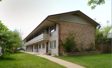 Building Photo - 611 Stover St
