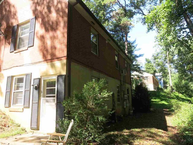 Building Photo - 510 Nob Hill Cir