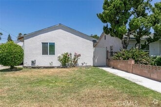 Building Photo - 17237 Kingsbury St