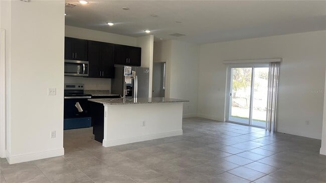 Foto del edificio - 16390 SW 17th Terr Rd