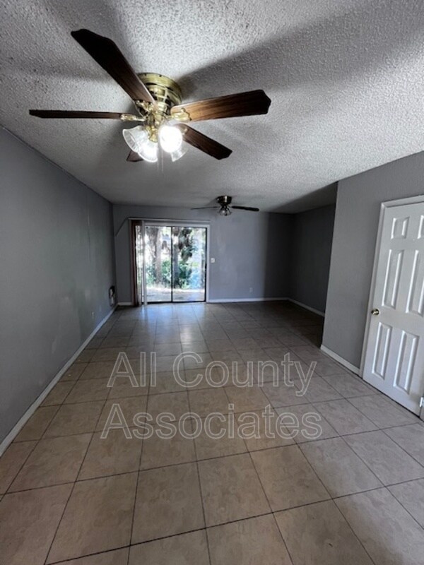 Building Photo - 8947 Cochise Ln