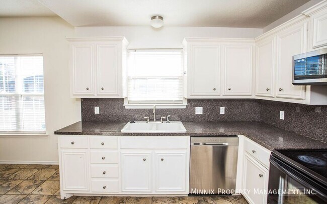 Foto del edificio - 6704 9th St