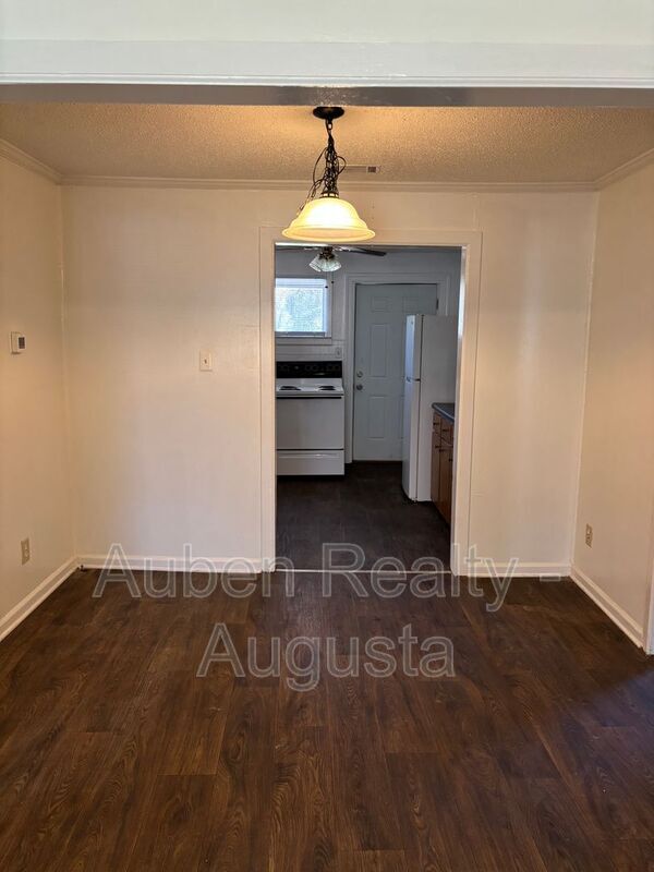 Foto del edificio - 2165 1/2 Telfair Street