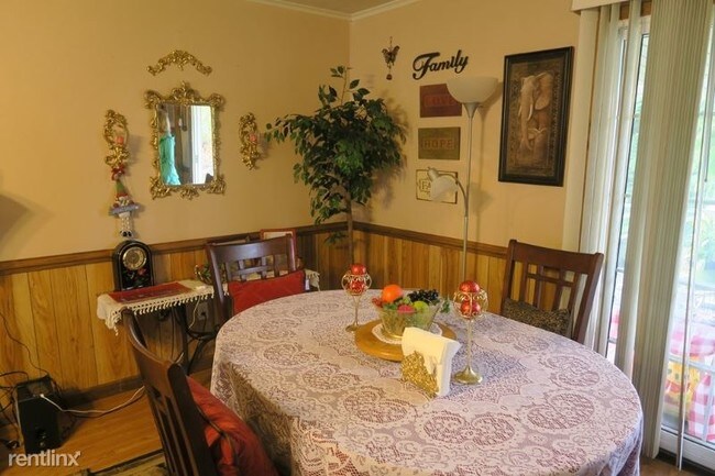 Foto del edificio - 3 br, 1 bath House - 375 Southland Dr