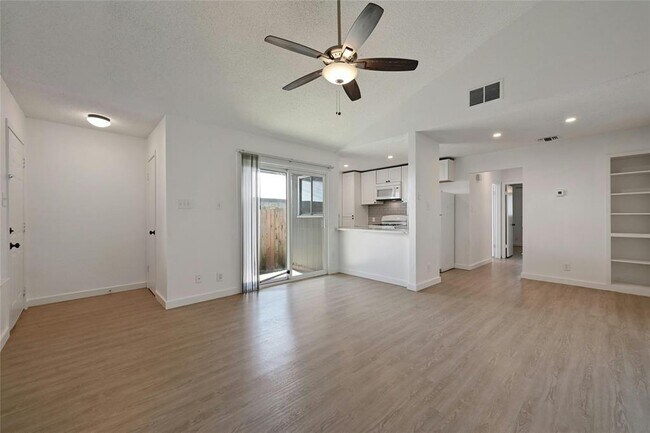 Building Photo - 409 Blackson Ave