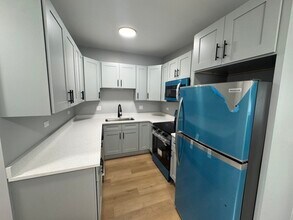 Building Photo - 316 Marengo Ave