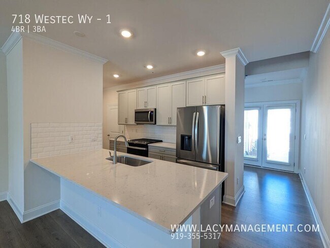 Foto del edificio - 718 Westec Wy