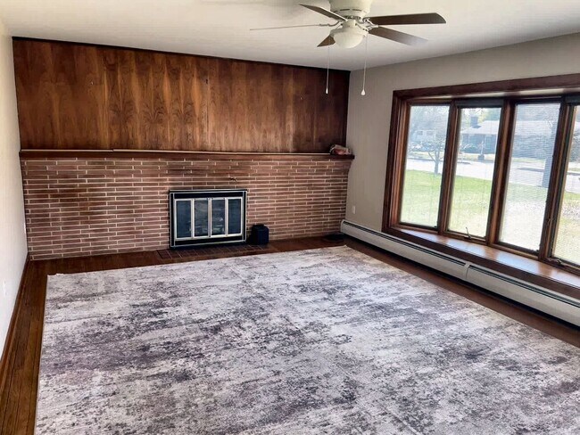 Foto del edificio - 1045 S Pitt St