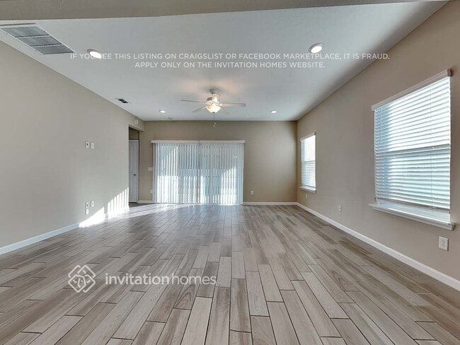 Building Photo - 11370 Oyster Creek Rd