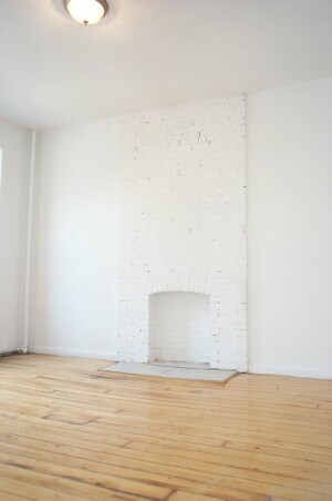 Building Photo - 273 E 3rd St