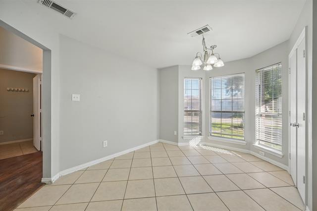 Building Photo - 1012 Waterview Dr