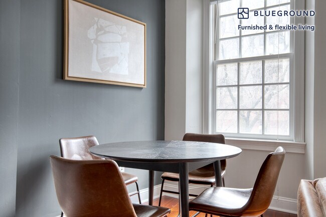 Building Photo - 15 Union St