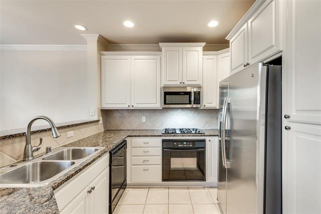 Building Photo - 2619 Corbeau Dr