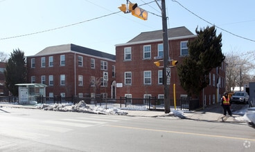 Building Photo - 338 Donlands Ave