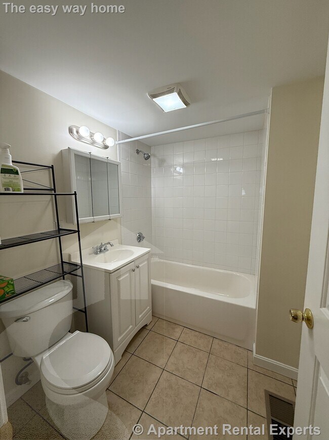 Photo - 259 Beacon St Unit #2 Apartment