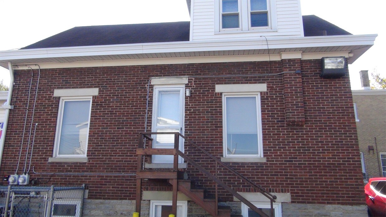 3639 Glenmore Ave, Cincinnati, OH 45211 Townhome Rentals in