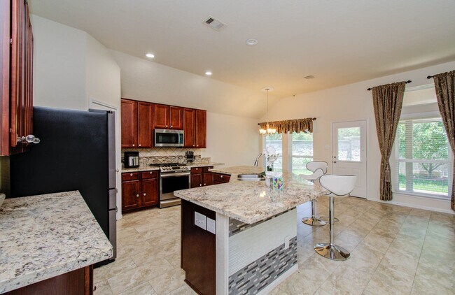 Foto del edificio - 15218 Zenith Glen Ln