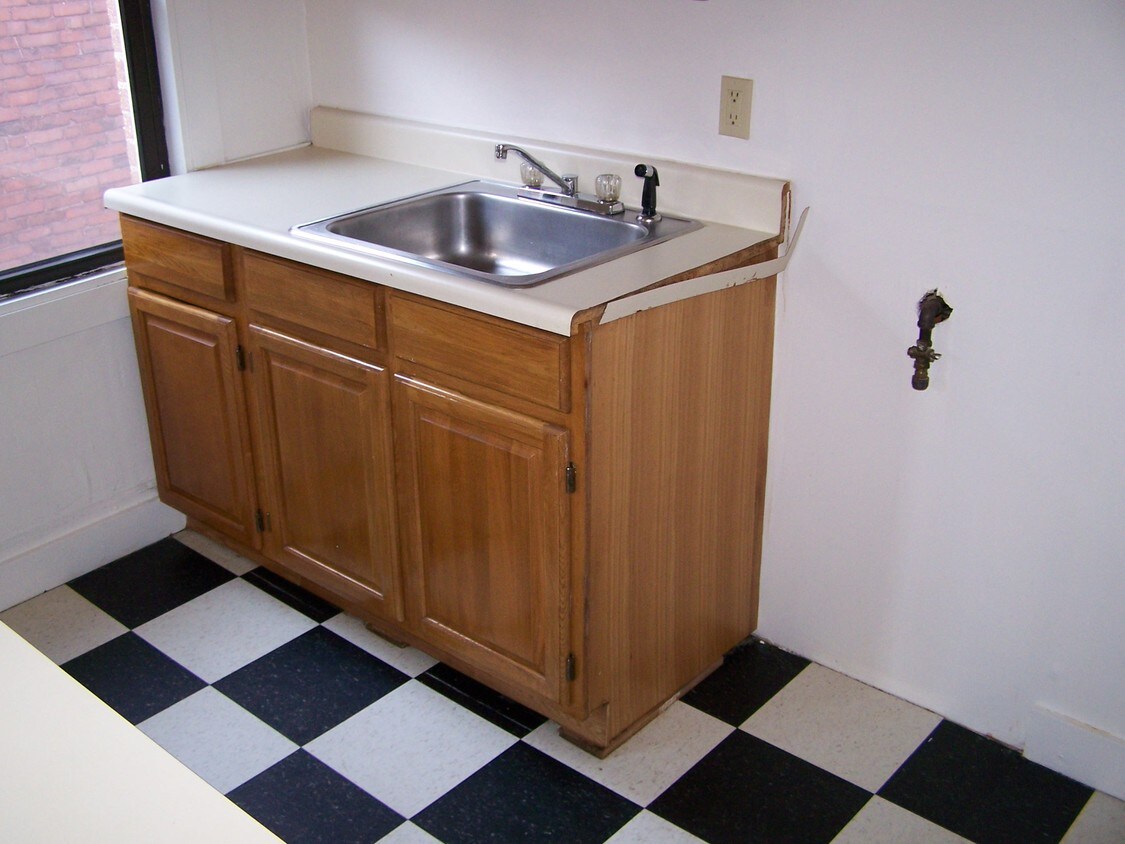 15 Hancock St, Everett, MA 02149 Apartments in Everett, MA