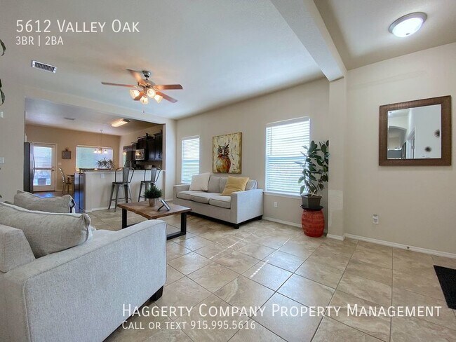 Building Photo - West El Paso 3 bed refrig A/C Home. Possib...