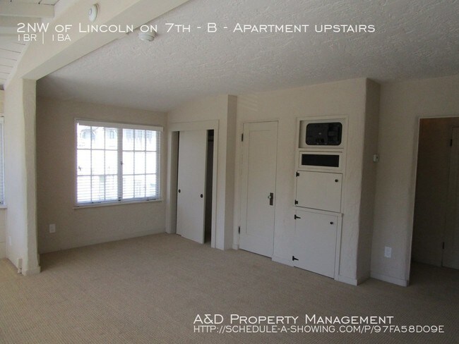 Building Photo - Charming 1 bedroom downtown Carmel-by-the-Sea