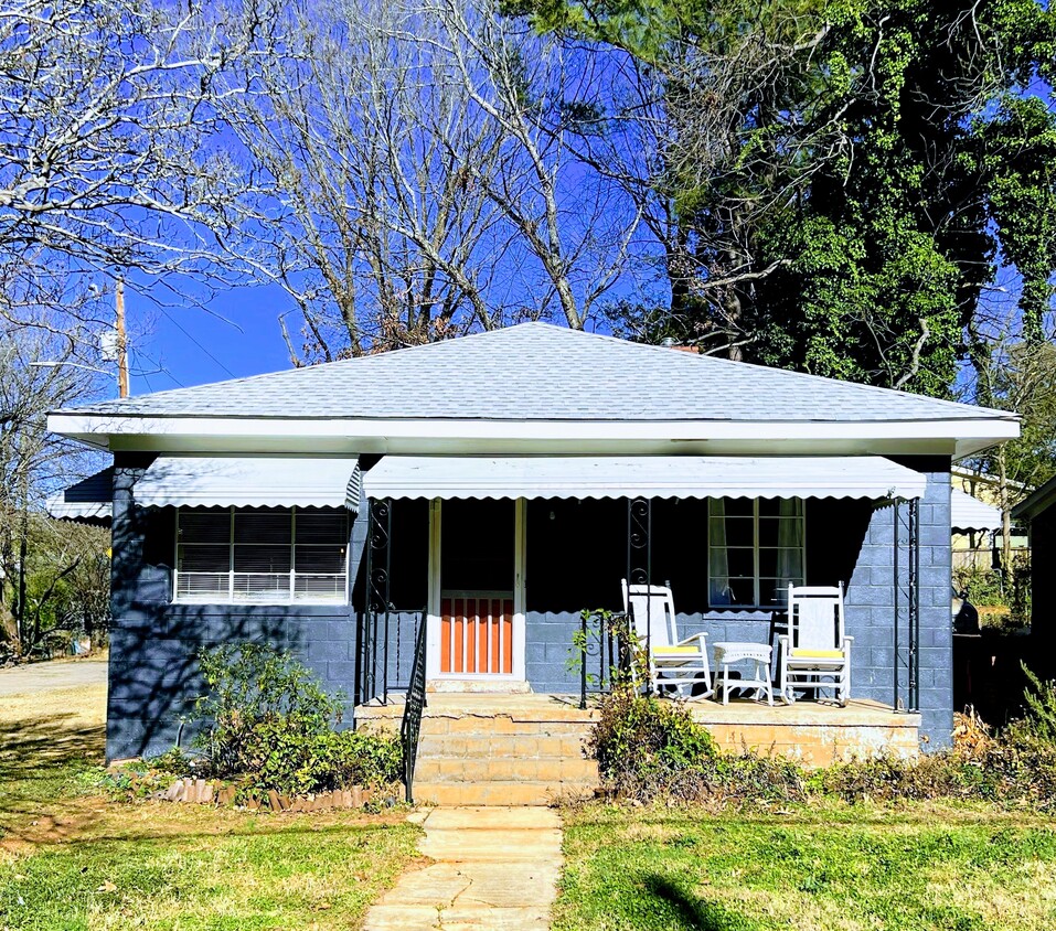 Primary Photo - 2514 Bedford Ave
