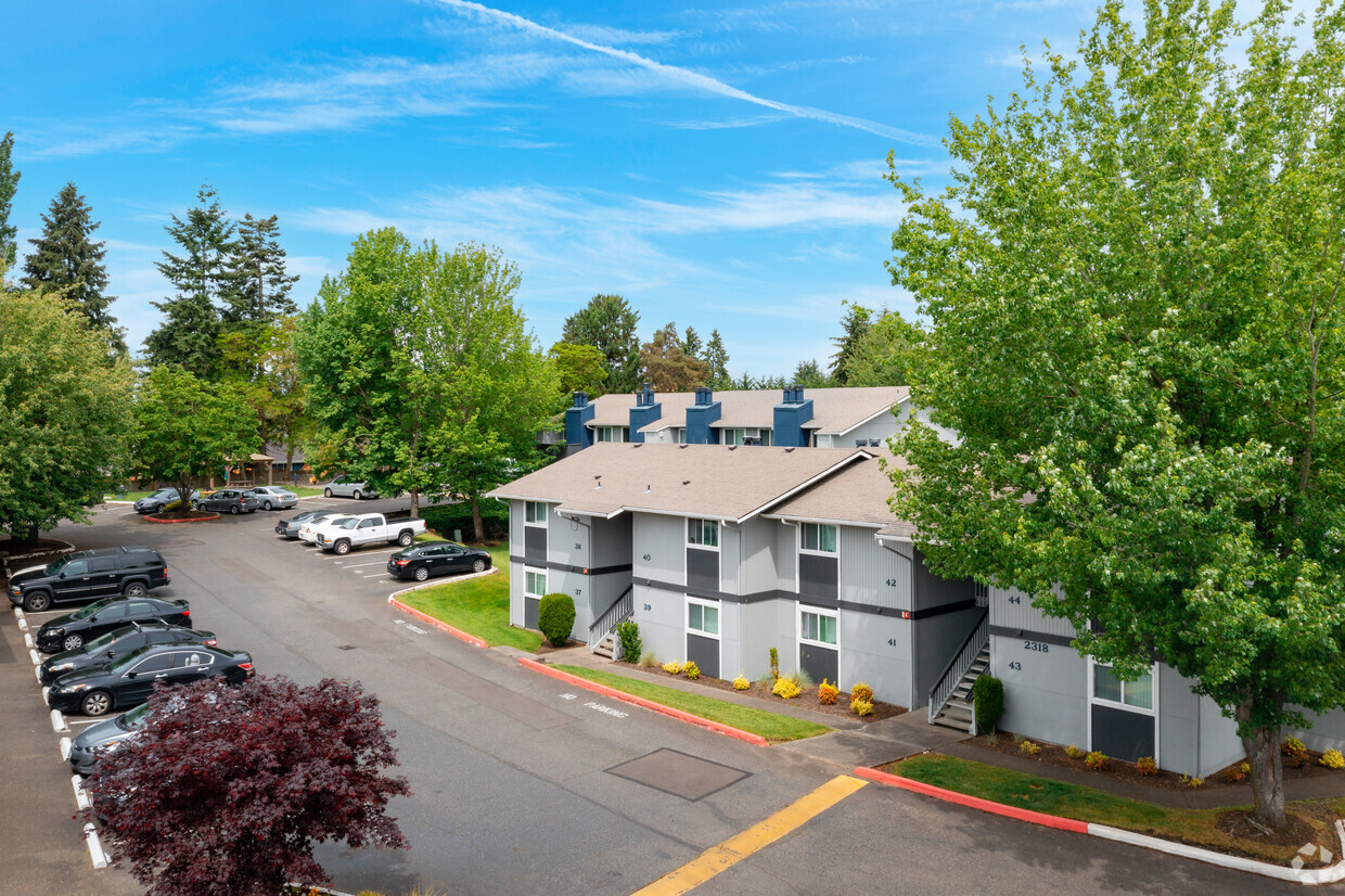 Primary Photo - Narrows Ridge Apartments