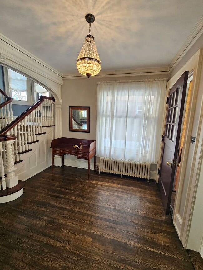 Building Photo - 2245-2247 N Lake Dr. (Duplex)