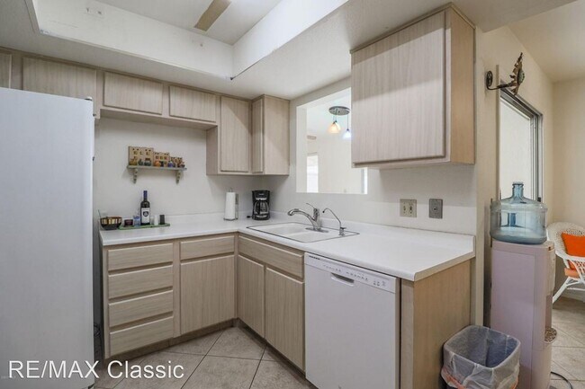 Building Photo - 2 br, 2 bath House - 434 Leisure World