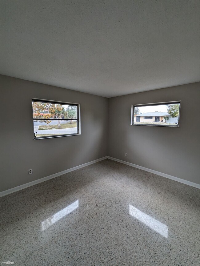 Building Photo - 2 br, 1 bath House - 1580 Andover Drive House
