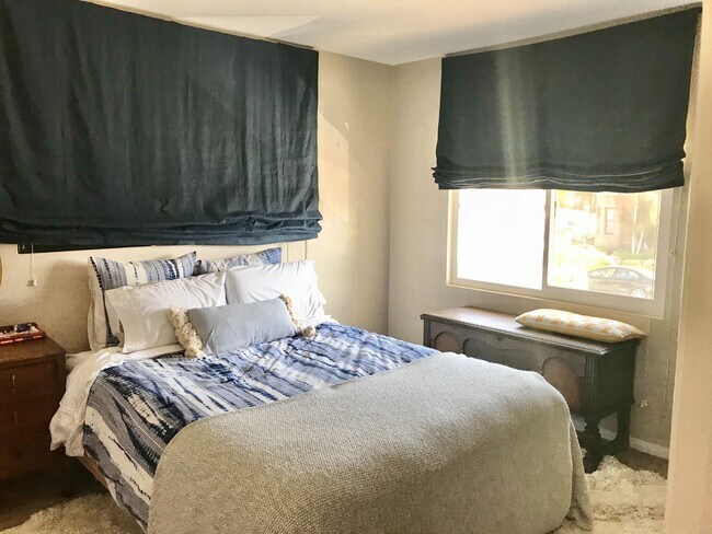 Foto del edificio - Heart of Hillcrest 3/2 upstairs unit with ...