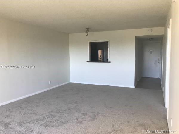 Building Photo - 404 NW 68th Ave