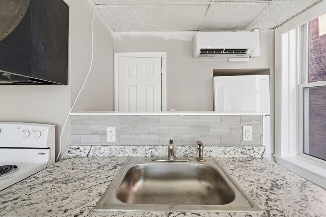 Foto del edificio - Studio Apartment in Hudson MA | 1 Bath | Easy Move-In