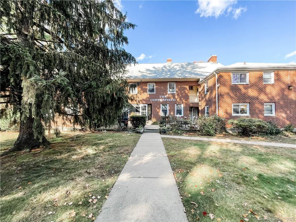 Primary Photo - 66 Maple Tree Ave