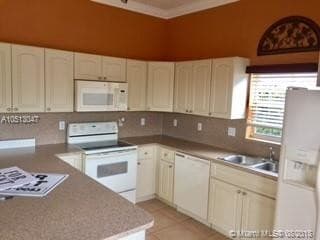 Building Photo - 14833 SW 35th Ln