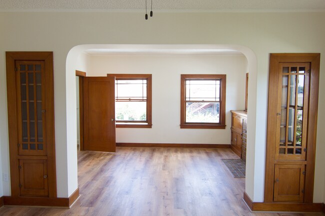 Living Room - 108 W Acacia Ave