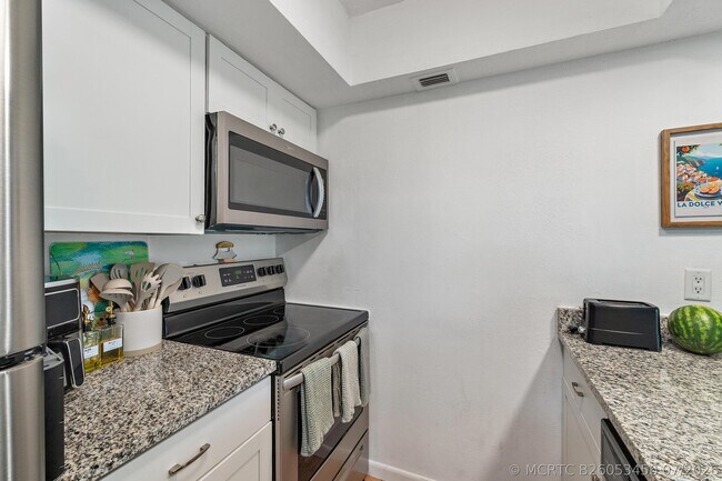 Foto del edificio - 844 NW Fork Rd