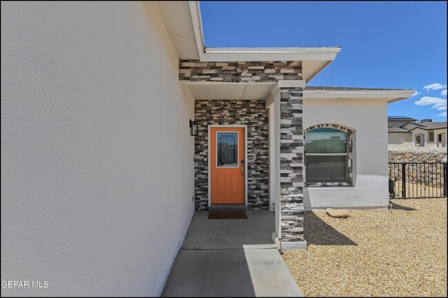 Building Photo - 373 Aidan Gordon Cir
