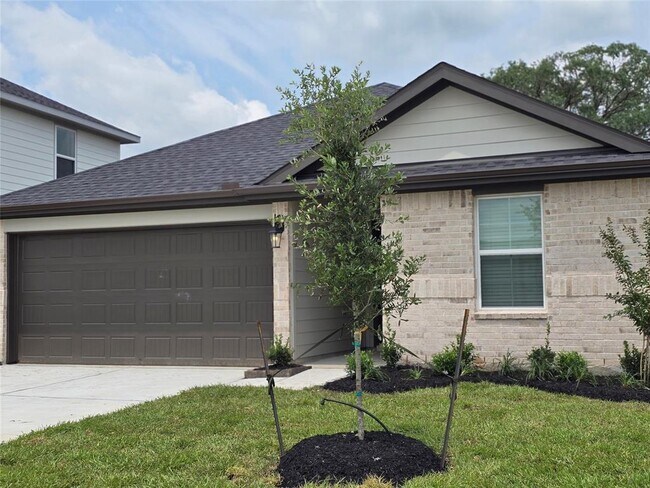 Foto del edificio - 5014 Cheery Cove Dr