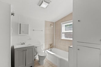 Building Photo - 4020 Avenue O 1/2
