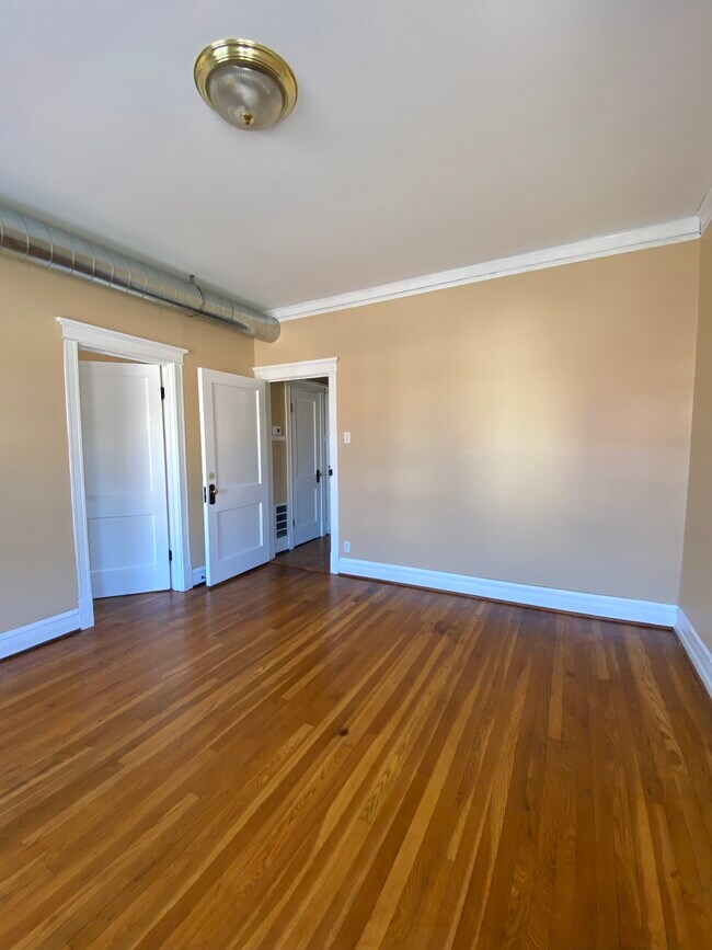 Foto del edificio - 3452 N Cicero Ave