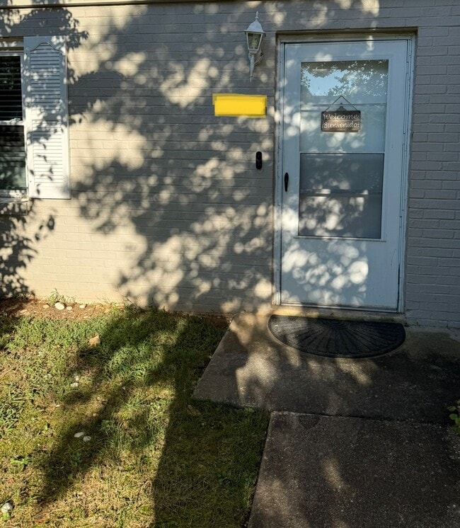 Building Photo - 5707 Bramblegate Rd