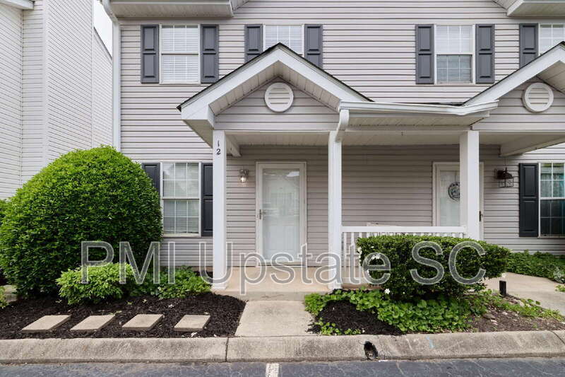 Photo - 12 Hayfield Ln