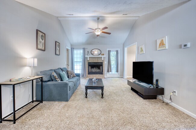 Foto del edificio - 4209 King Arthur Pl