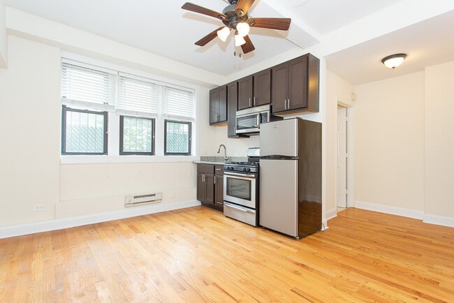 Foto del edificio - 4735 N Hermitage Ave