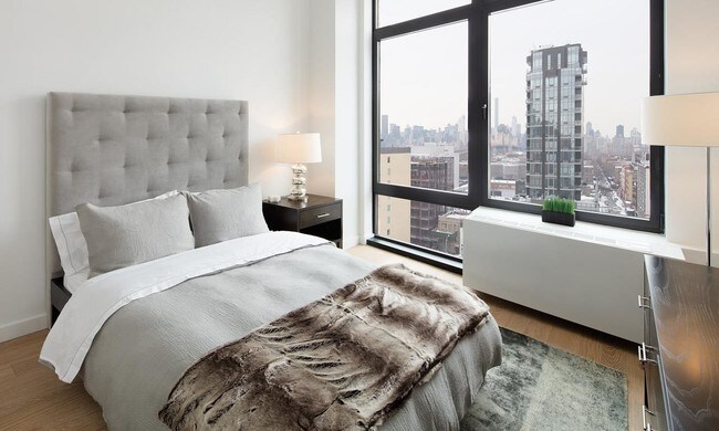 Foto del edificio - 4107 Crescent St