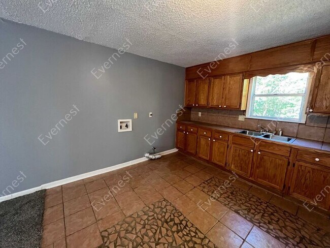 Foto del edificio - 4815 School St